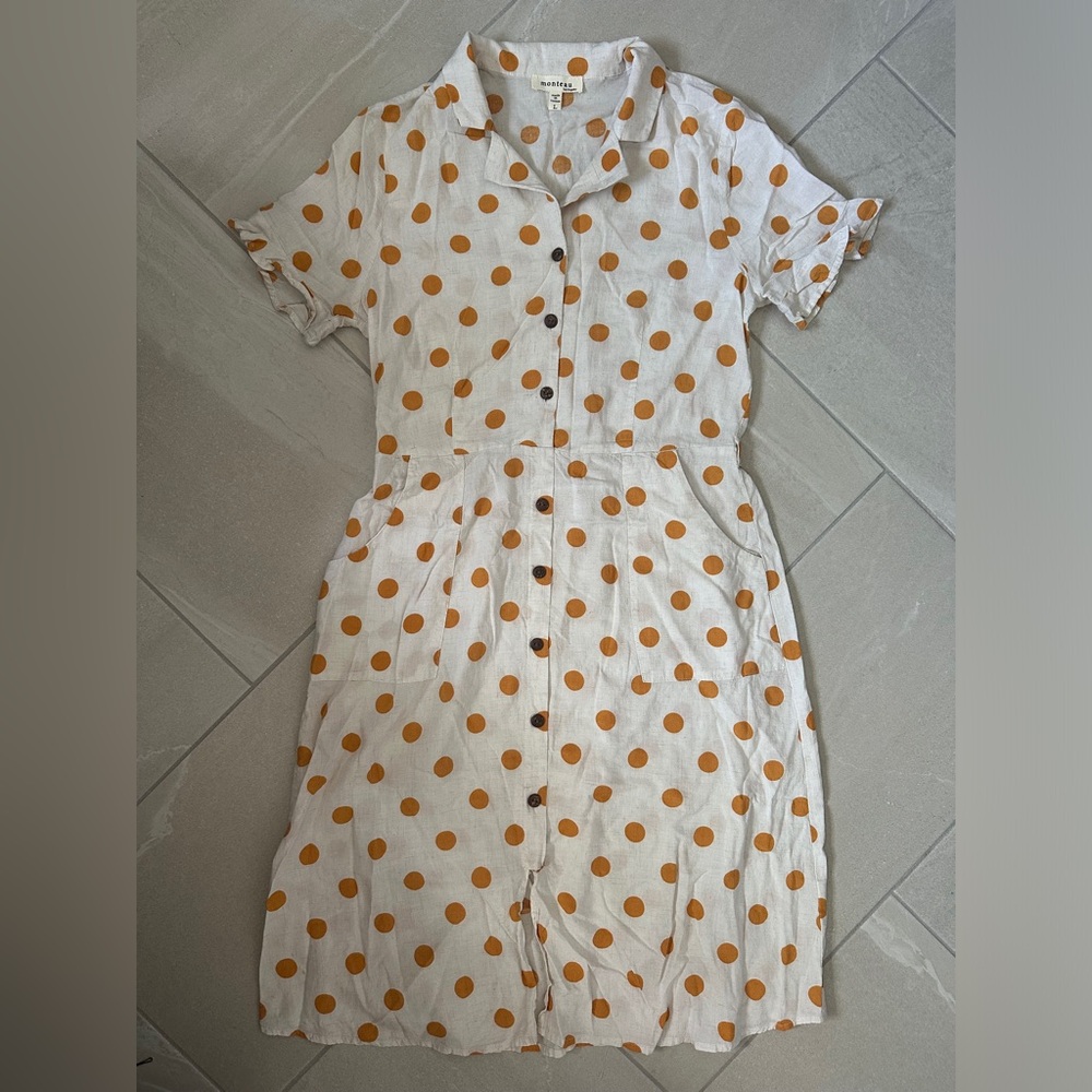 Button down dress size large
